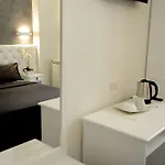 Easyrome Pensión 4*